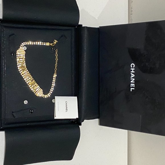 Authentrc Chanel Gold Crystal choker necklace - Picture 2 of 2